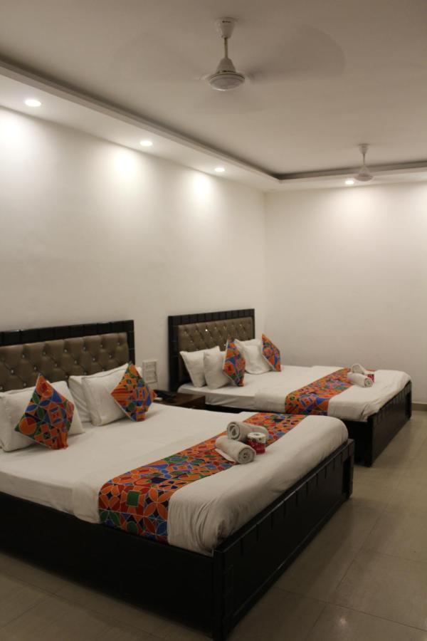 Hotel Yes Boss International- Awarded Best Hotel 2025 In Budget Category New Delhi Exteriör bild